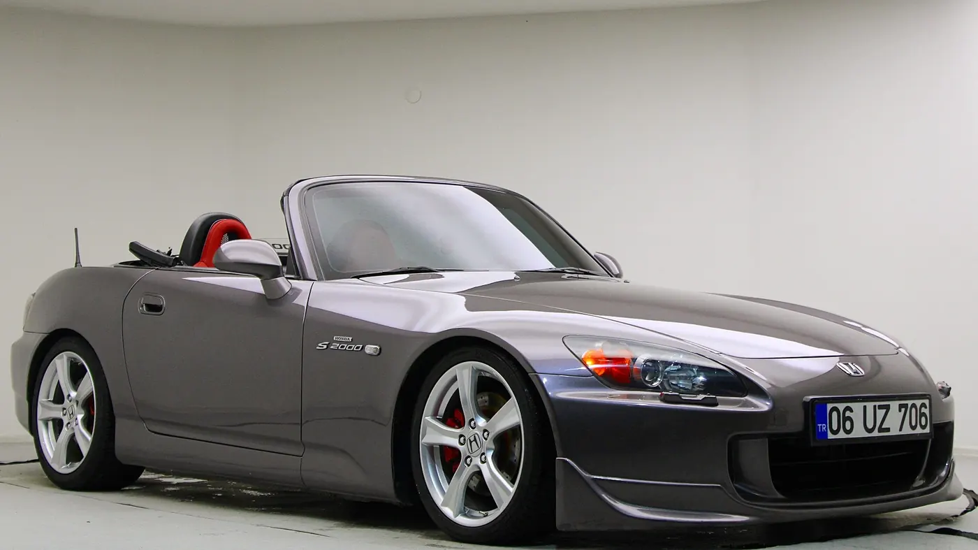 Moon Auto Rize – car studio roadster