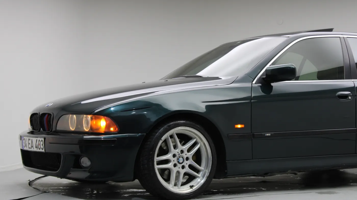 Moon Auto Rize – bmw e39 car studio